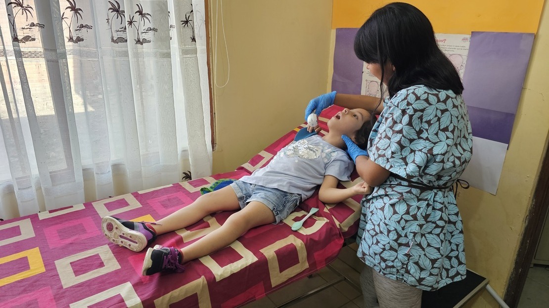 With the help of nutrition and communication therapy, Tamara is gaining in autonomy